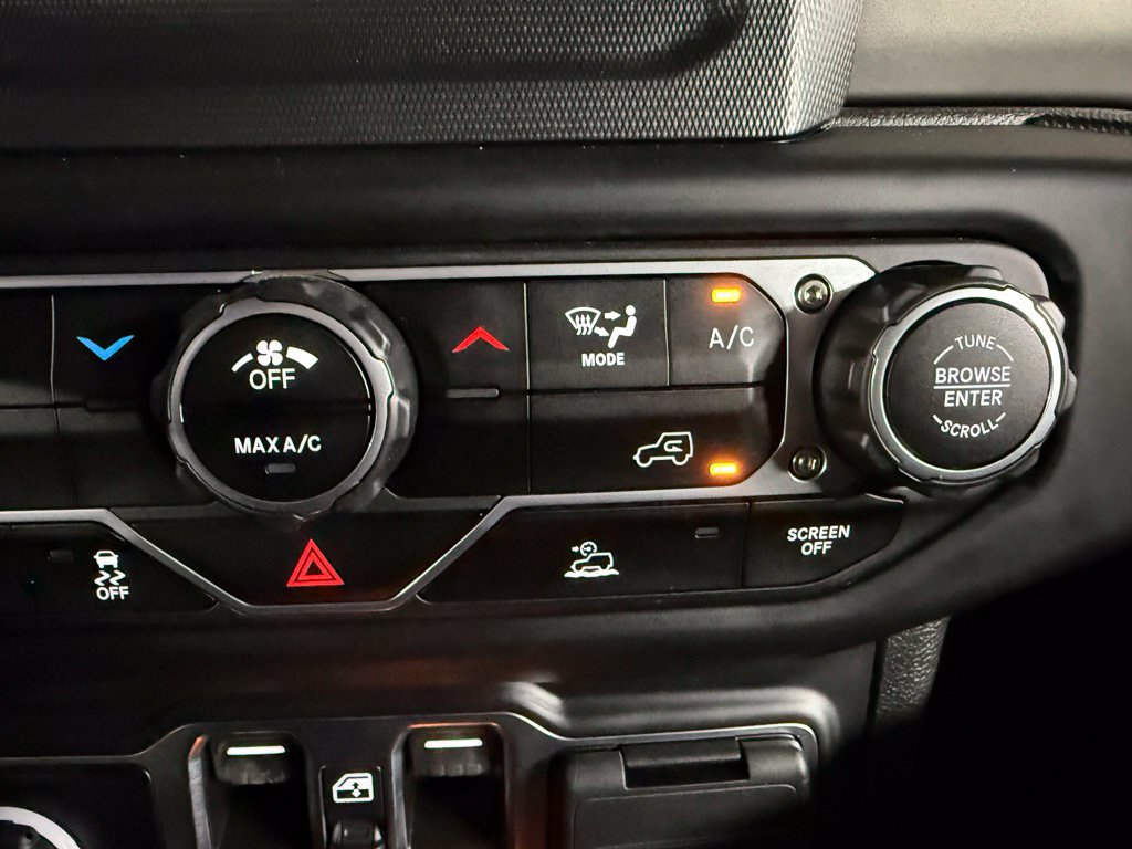 Used 2022 Jeep Gladiator Sport AWD/4WD image 35