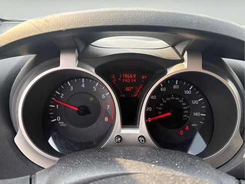 Used 2014 Nissan Juke SL AWD/4WD image 7
