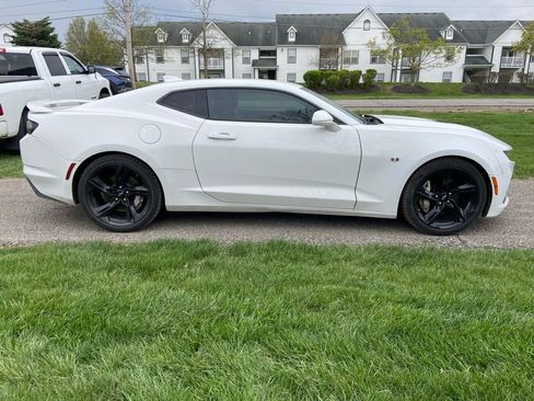 Used 2020 Chevrolet Camaro SS image 6