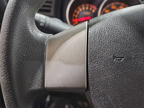 Used 2009 Nissan Versa 1.8 S w/ ABS Pkg image 17