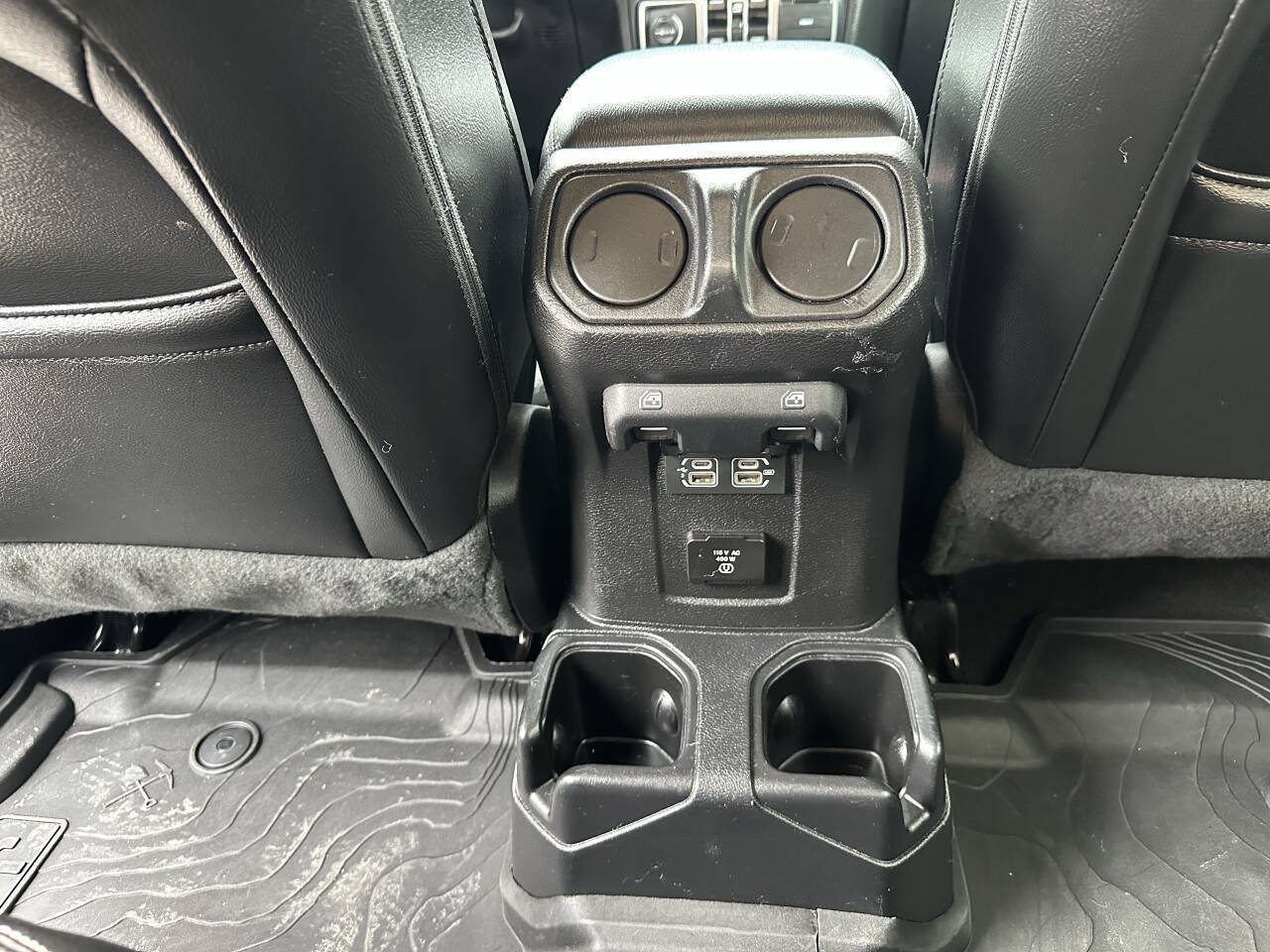 Used 2020 Jeep Gladiator Overland w/ Cold Weather Group AWD/4WD image 16