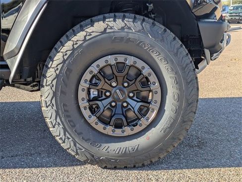 New 2025 Ford Bronco Raptor w/ Interior Carbon Fiber Pack image 11