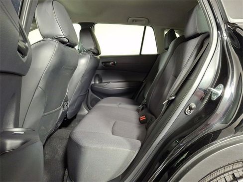 Used 2024 Toyota Corolla Cross LE image 13