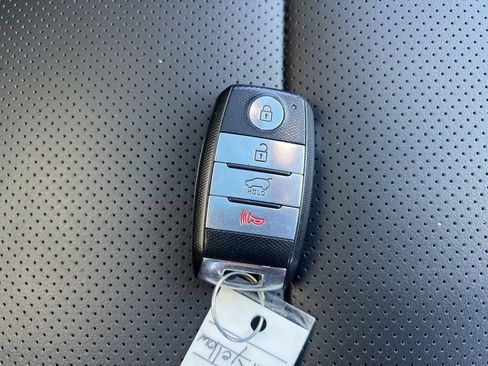 Used 2015 Kia Soul ! w/ Sun & Sound Package image 27