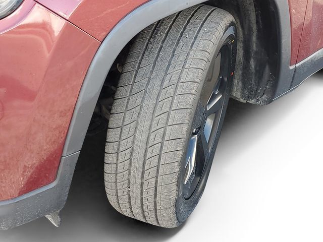 Used 2020 Jeep Cherokee Latitude Plus FWD image 31