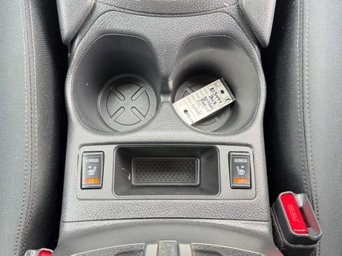 Used 2018 Nissan Rogue SV AWD/4WD image 49