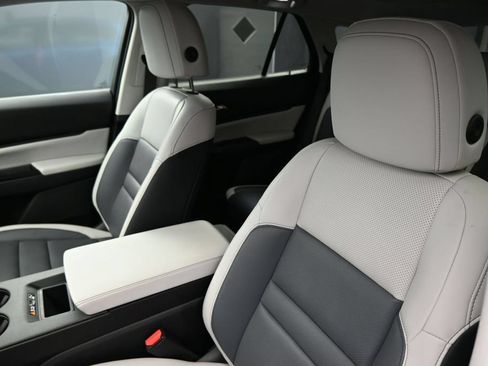 Used 2025 Honda Prologue Elite image 12