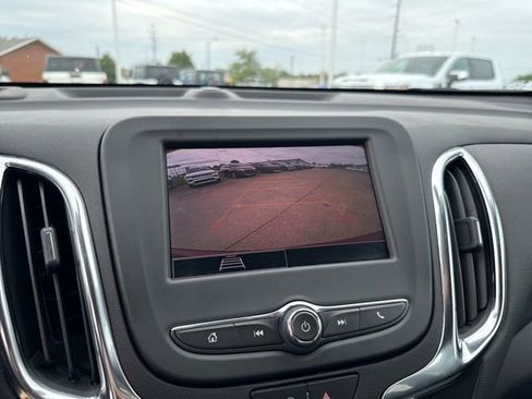 Used 2024 Chevrolet Equinox LT w/ LPO, Floor Liner Package FWD image 19