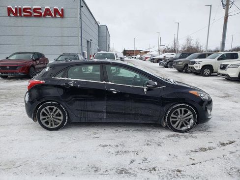 Used 2016 Hyundai Elantra GT w/ Option Group 03 image 10
