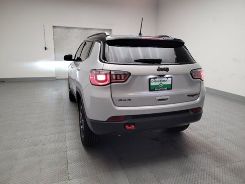 Used 2024 Jeep Compass Trailhawk image 6