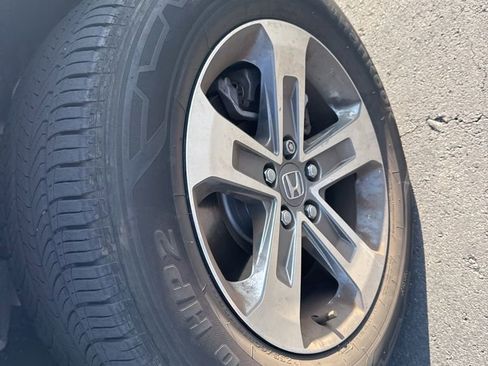 Used 2023 Honda Pilot EX-L image 17