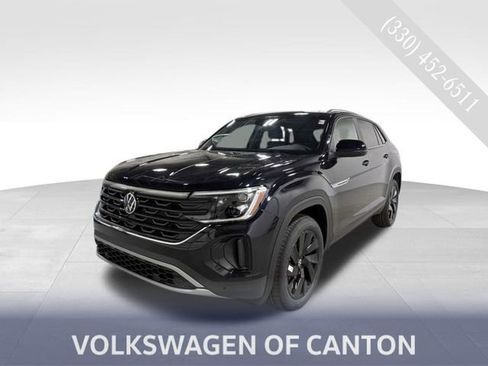 New 2026 Volkswagen Atlas Cross Sport SE AWD/4WD image 1