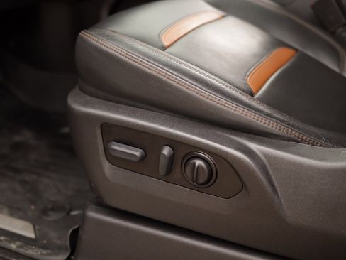 Used 2021 GMC Sierra 1500 AT4 image 21