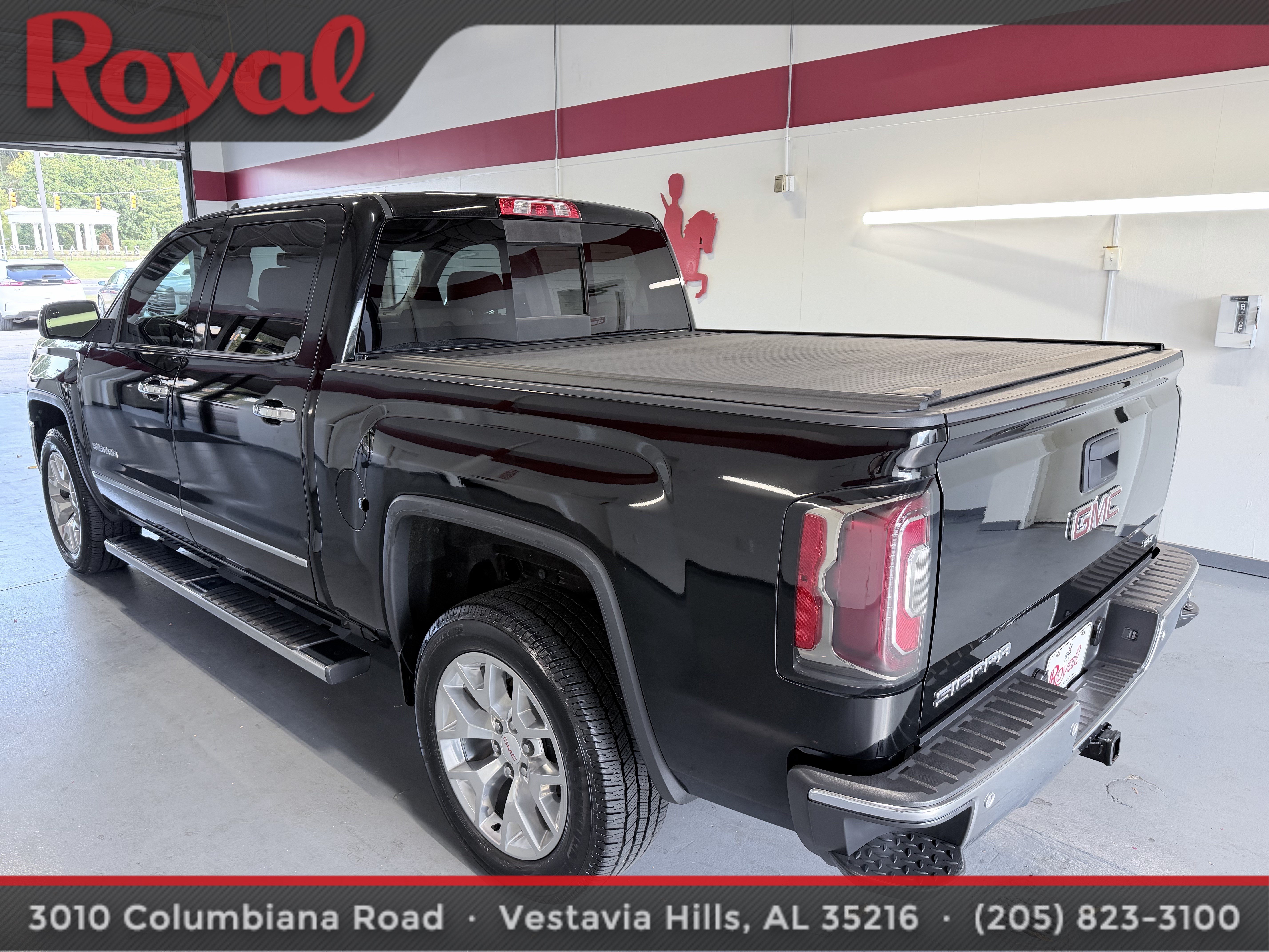 Used 2018 GMC Sierra 1500 SLT AWD/4WD image 7