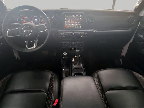 Used 2021 Jeep Wrangler Unlimited Sahara AWD/4WD image 15