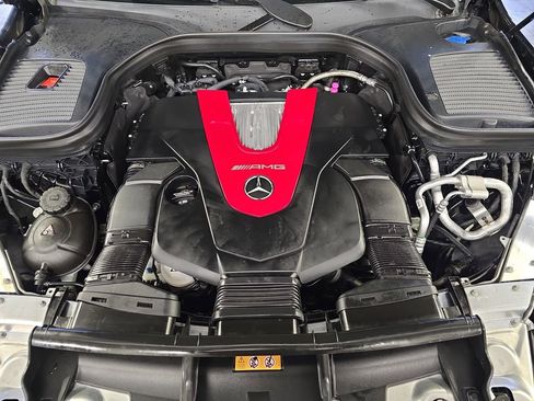 Certified 2022 Mercedes-Benz GLC 43 AMG 4MATIC image 33