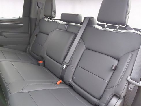 New 2026 GMC Sierra 1500 SLT w/ SLT Premium Package image 13