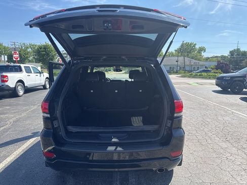 Used 2019 Jeep Grand Cherokee Altitude AWD/4WD image 42