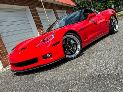 Used 2013 Chevrolet Corvette Grand Sport RWD image 11