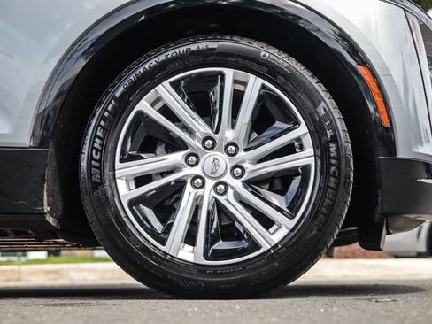 Used 2024 Cadillac Lyriq Tech AWD/4WD image 15