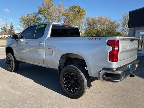 Used 2022 Chevrolet Silverado 1500 LT image 4
