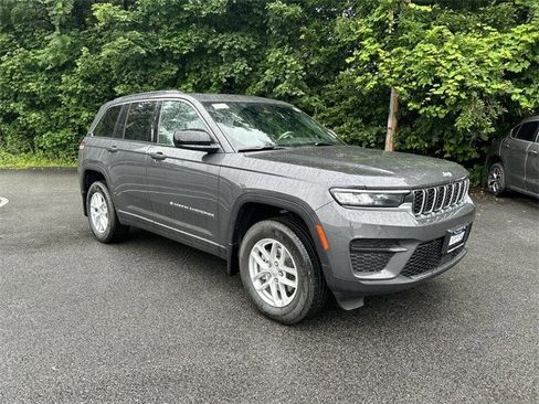 New 2025 Jeep Grand Cherokee Laredo X w/ Luxury Tech Group I image 2