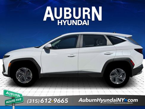 New 2026 Hyundai Tucson Blue SE AWD/4WD image 3