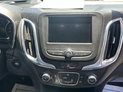 Used 2021 Chevrolet Equinox LT FWD image 12