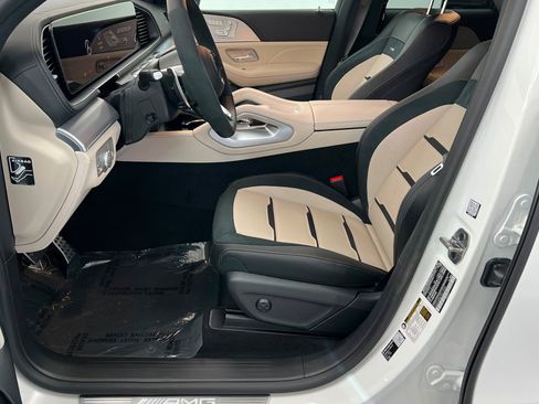 New 2026 Mercedes-Benz GLE 53 AMG 4MATIC Coupe image 17