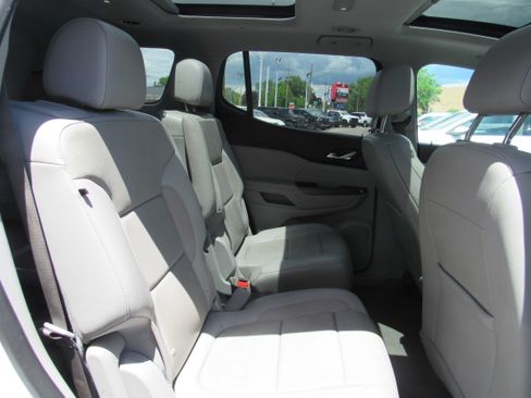 Used 2020 GMC Acadia SLT w/ Driver Alert Package II AWD/4WD image 29