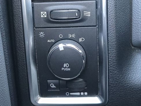 Used 2016 RAM 1500 Big Horn image 16