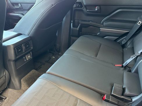 Certified 2025 Toyota 4Runner TRD Off-Road Premium AWD/4WD image 15