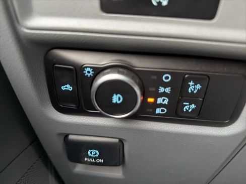 Used 2025 Ford F150 XLT w/ Equipment Group 301A Standard image 19