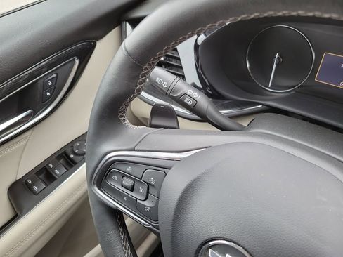 Used 2022 Buick Envision Preferred image 27