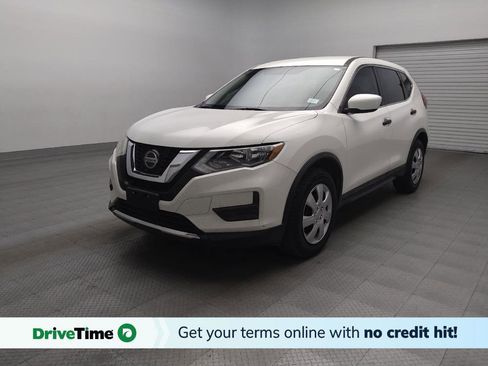 Used 2018 Nissan Rogue S image 1