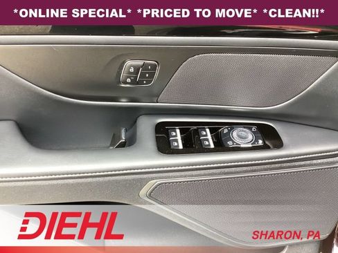 Used 2024 Lincoln Nautilus Premier w/ Jet Appearance Package AWD/4WD image 19