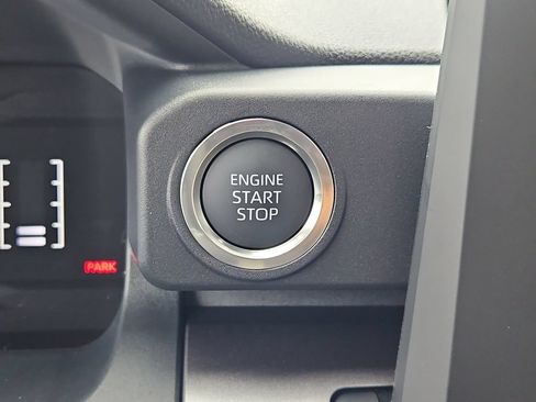 New 2026 Toyota 4Runner SR5 AWD/4WD image 12