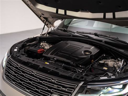 New 2026 Land Rover Range Rover Velar S AWD/4WD image 10