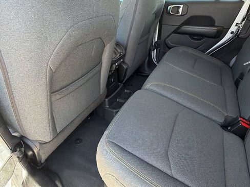 Used 2024 Jeep Wrangler Unlimited Sahara AWD/4WD image 24