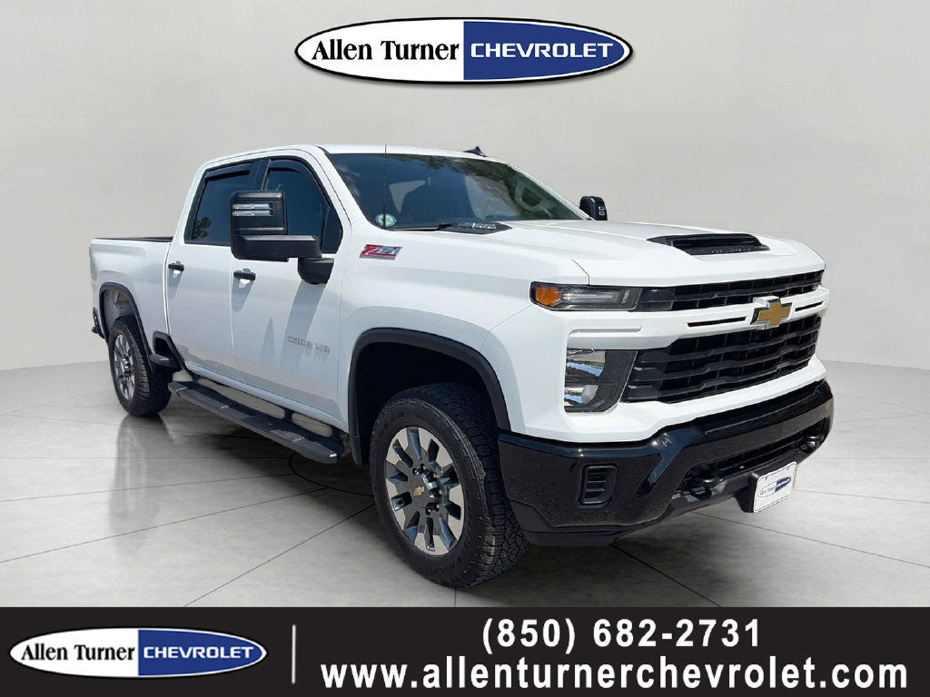 Used 2025 Chevrolet Silverado 2500 Custom w/ Custom Convenience Package AWD/4WD image 1