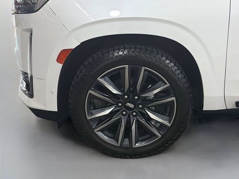 Used 2021 Cadillac Escalade Sport w/ Driver Assist Tech Package AWD/4WD image 34