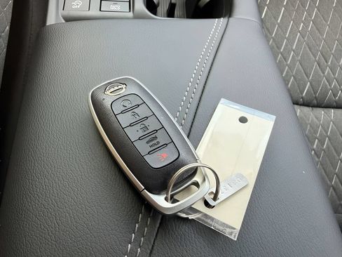 New 2026 Nissan Sentra SV w/ SV Convenience Package FWD image 21