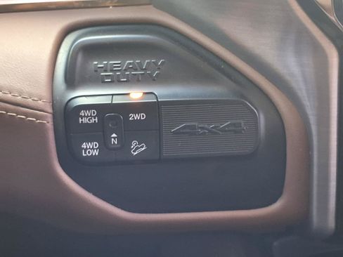 Used 2022 RAM 2500 Limited AWD/4WD image 14