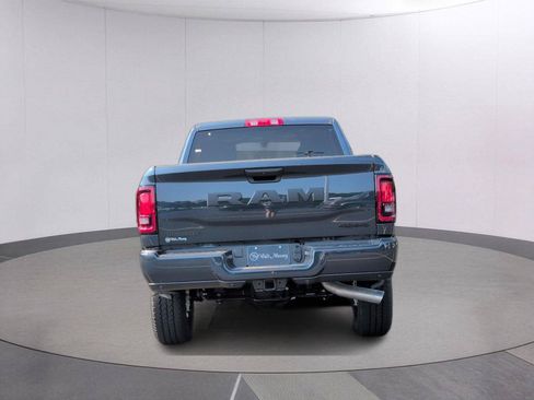 New 2026 RAM 2500 Big Horn AWD/4WD image 4