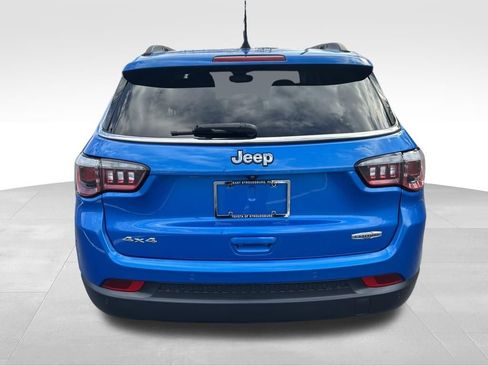 Used 2019 Jeep Compass Latitude w/ Cold Weather Group image 4