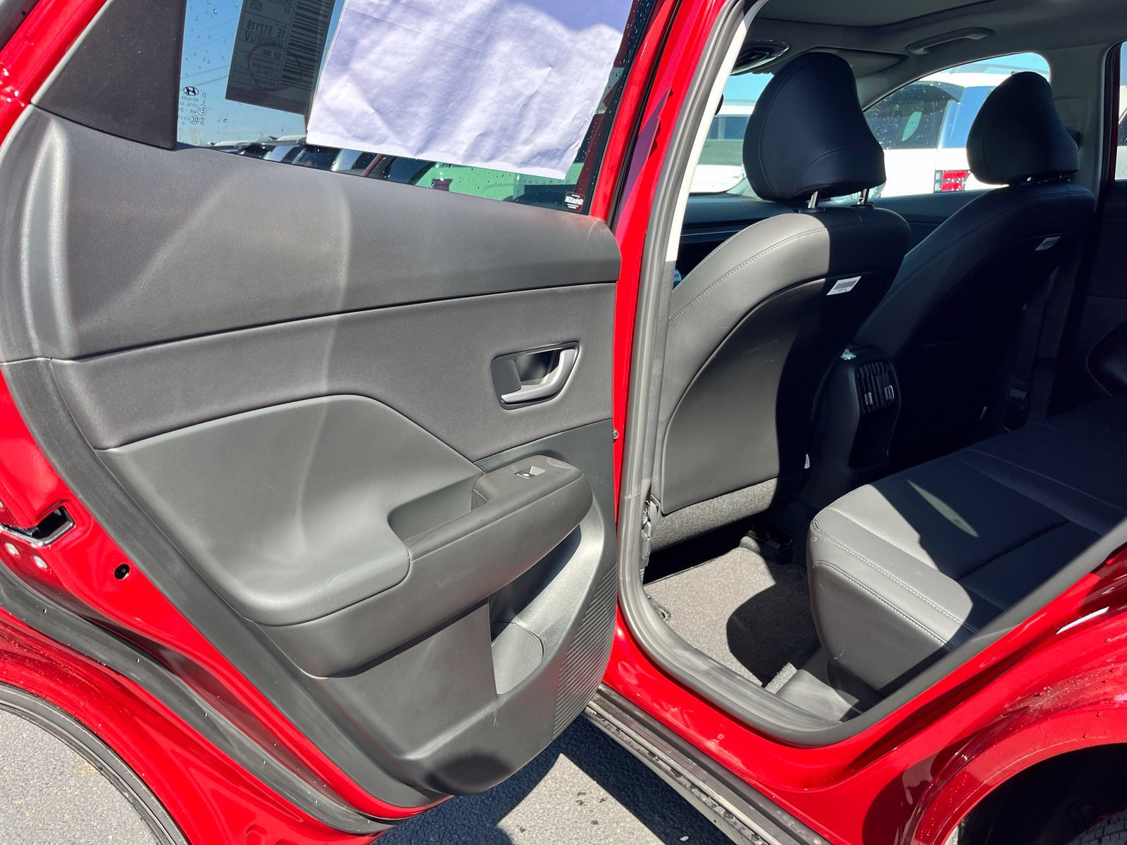 New 2027 Hyundai Kona Limited FWD image 17