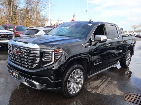 Used 2025 GMC Sierra 1500 Denali w/ Denali Reserve Package image 8