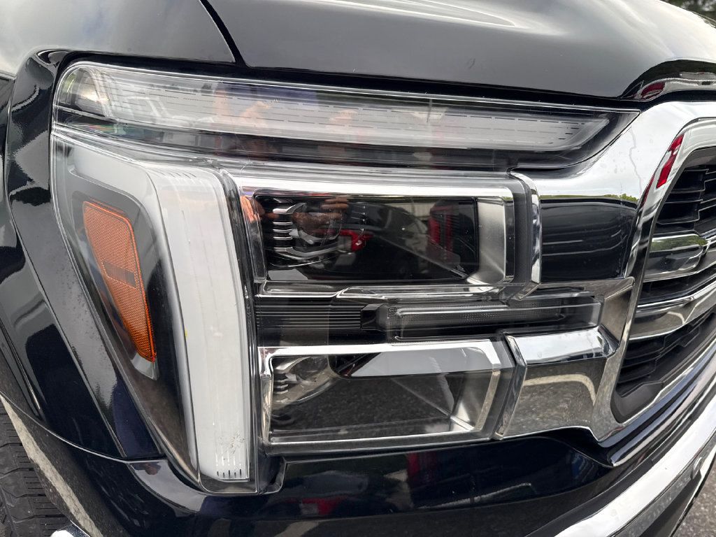 Used 2024 Ford F150 Lariat w/ Equipment Group 502A High AWD/4WD image 4