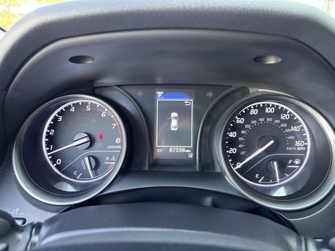Used 2021 Toyota Camry SE w/ Carpet Mat Package (TMS) FWD image 22