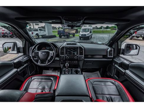 Used 2018 Ford F150 Lariat w/ Equipment Group 502A Luxury AWD/4WD image 10